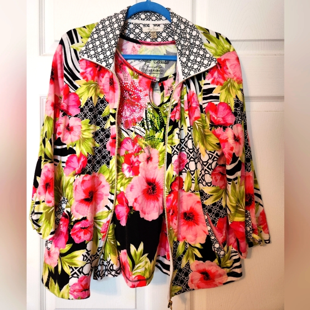 Onque Casuals Floral and Geometric Print Jacket and top set, sz XL